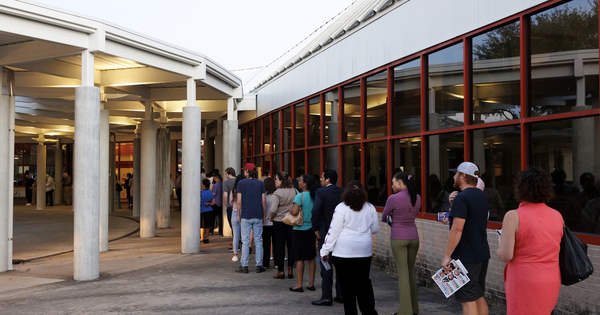 Harris County voting locations will stay open until 8 p.m., an extra hour